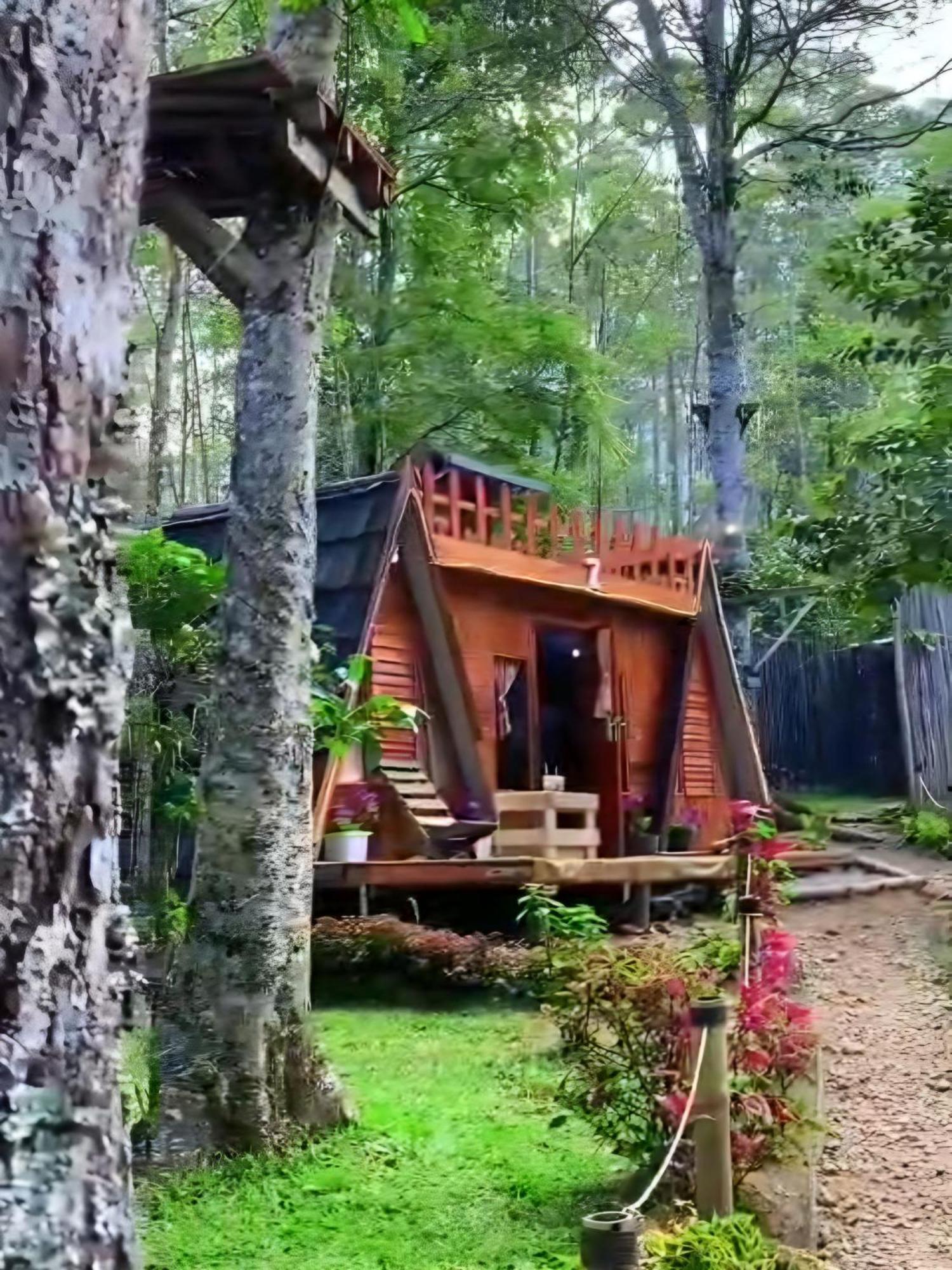 Penginapan Nuansa Riung Gunung Hotel Pangalengan Exterior photo